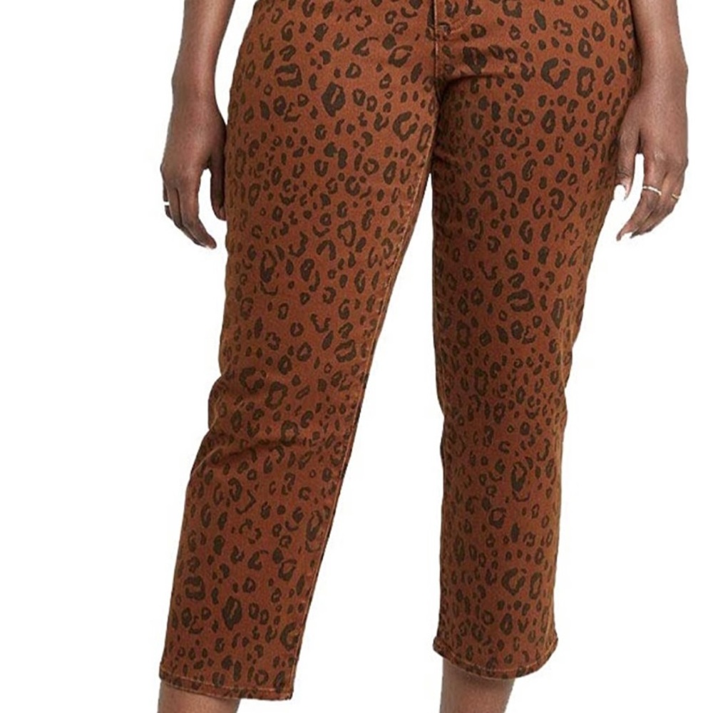 NEW Universal Thread Vintage Size 6S Jeans Leopard